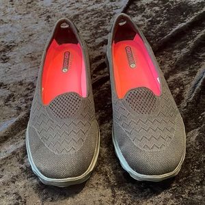 Black Skechers Gowalk 2 size 9.5